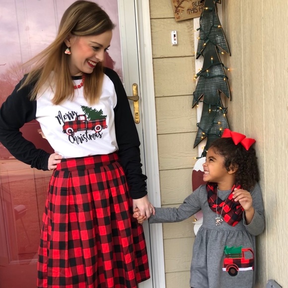 Meet your Posher, Andrea - Picture 2 of 2